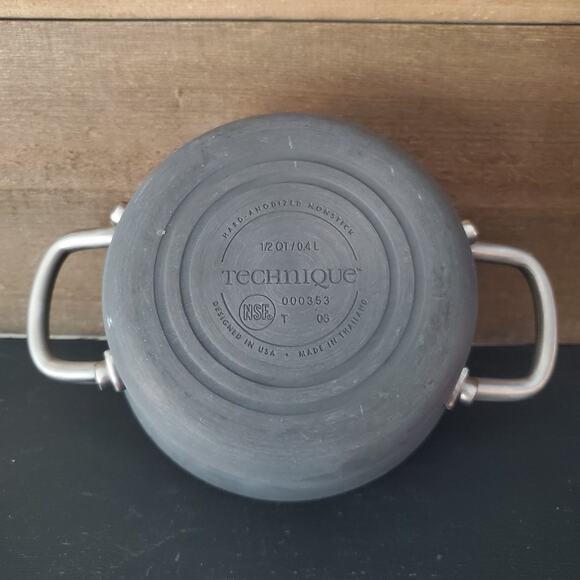 Technique 1/2 Qt Pot & Lid Hard-Anodized Non-Stick NSF Thailand Made #000353 - Picture 7 of 9